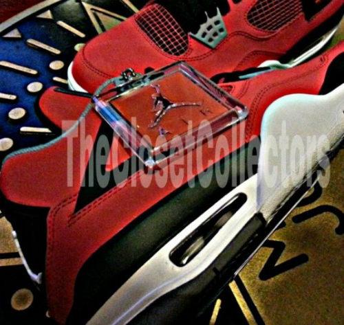 air-jordan-iv-4-fire-red-suede-new-images-2