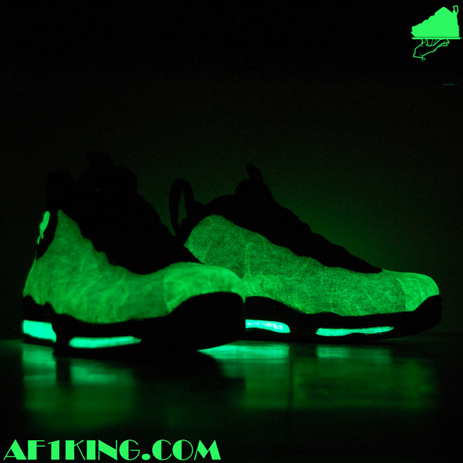 nike-air-total-foamposite-max-paraduncan-custom-7