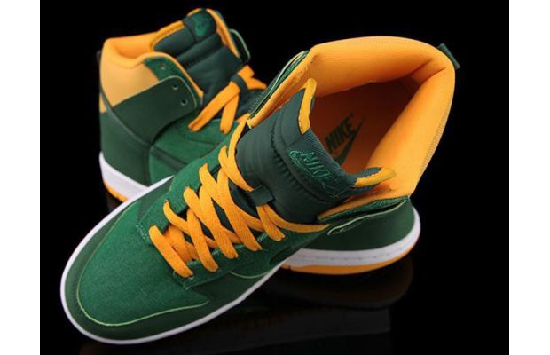 Nike Dunk High ‘Court Green/Gorge Green-Yellow’