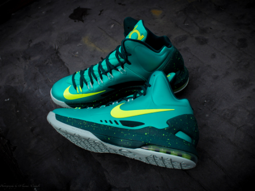 nike-kd-v-5-hulk-new-iamges-3