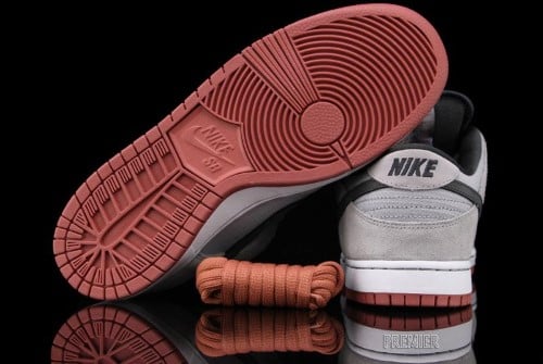 nike-sb-dunk-low-pro-wolf-grey-3