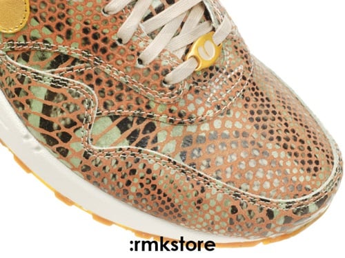nike-wmns-air-max-1-year-of-the-snake-5