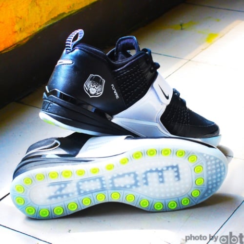 Nike Zoom Revis ‘Brooklyn’