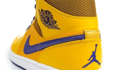 air-jordan-1-mid-lakers-7