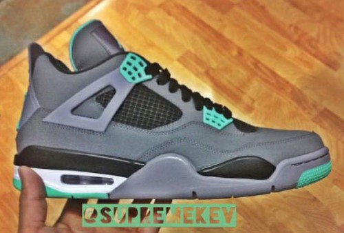 Air Jordan IV (4) ‘Green Glow’