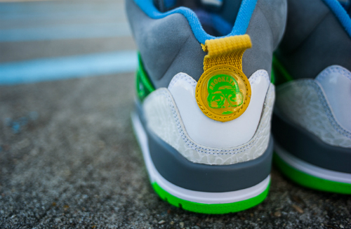 jordan-spizike-stealth-poison-green-university-blue-blitz-blue-vivid-sulpher-another-look-2