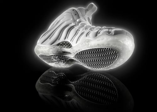 nike-air-foamposite-one-white-metallic-silver-official-images-2