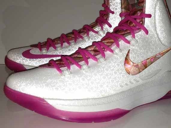 Nike KD V Aunt Pearl Release Reminder