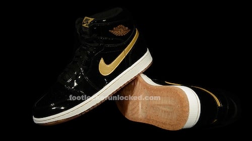 air jordan 1 mid yellow toe black footlocker