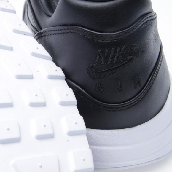 Black Leather Nike Air Maxim 1 SP