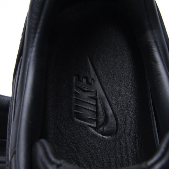 Black Leather Nike Air Maxim 1 SP