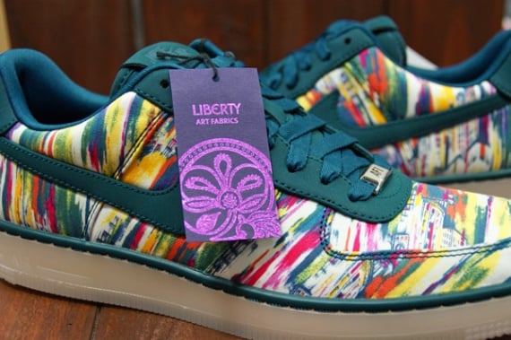 Liberty x Nike Air Force 1 Downtown 