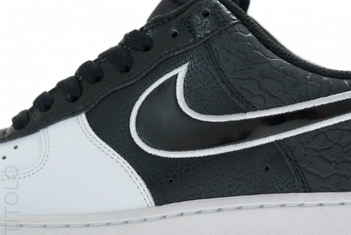 nike-air-force-1-low-black-black-white-2