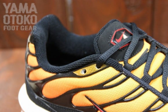 Nike Air Max Plus Tour Yellow Team Orange Black