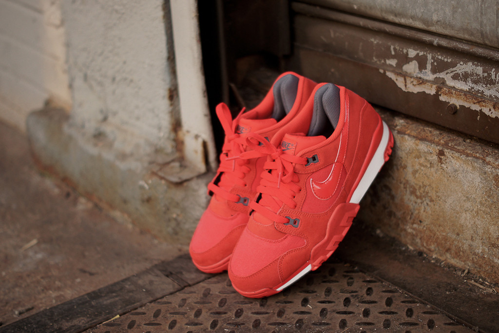 nike-air-trainer-88-pimento-4