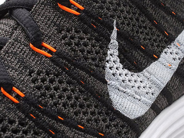 nike-lunar-flyknit-chukka-midnight-fog-total-orange-new-images-1