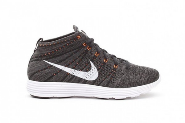 nike-lunar-flyknit-chukka-midnight-fog-total-orange-new-images-2