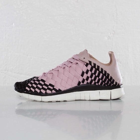 nike-wmns-free-inneva-woven-sp-black-champange-sail-4