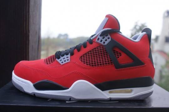 Release Update Air Jordan IV 4 Fire Red