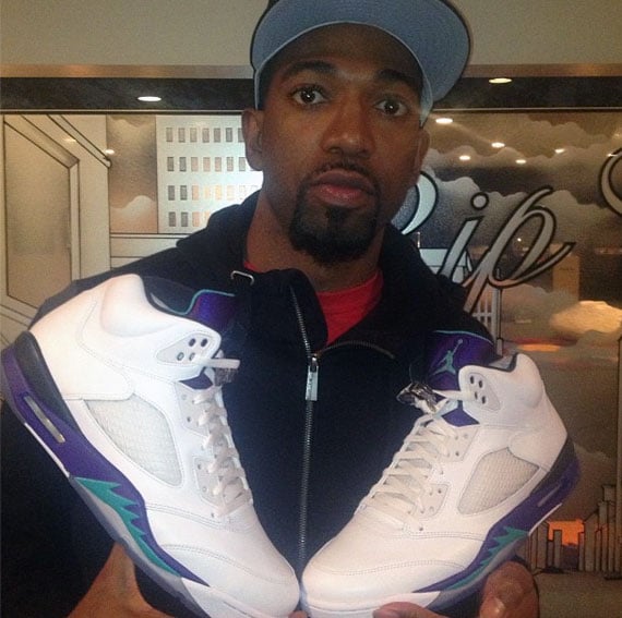 Rip Hamilton Shows Off Latest Air Jordan Pick Ups