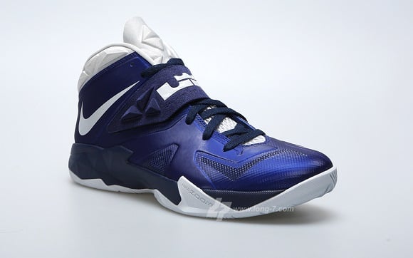 Detailed Look Nike Lebron Zoom Soldier VII Deep Royal Pure Platinum Navy Sample