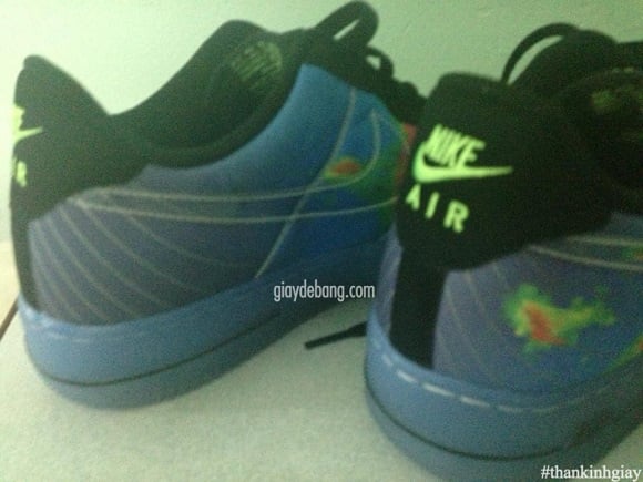 First Look Air Force 1 Weatherman