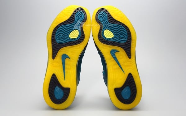 Nike Air Max Hyperposite ‘Tropical Blue/Sonic Yellow’