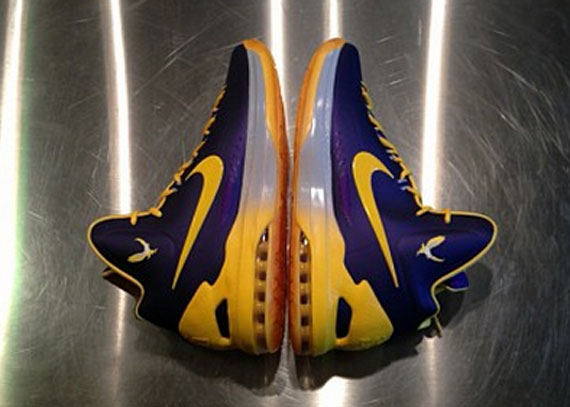 nike-kd-v-5-montverde-academy-pe-1
