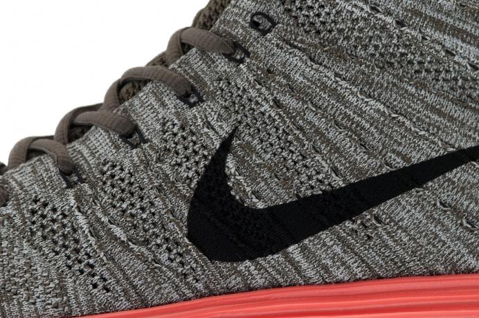 nike-lunar-flyknit-chukka-tarp-green-black-sail-total-crimson-release-date-info-2