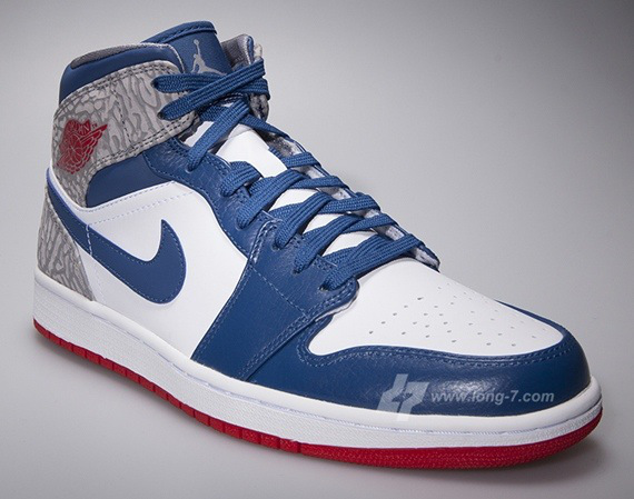 True Blue Air Jordan 1 Mid