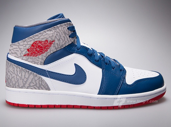 True Blue Air Jordan 1 Mid