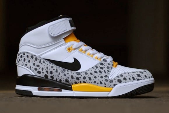 Safari Nike Air Revolution