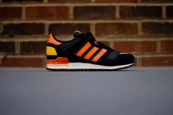 adidas originals zx 700 orange