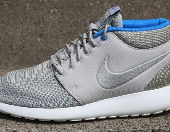 Available Now: Nike Roshe Run Mid “Mortar”