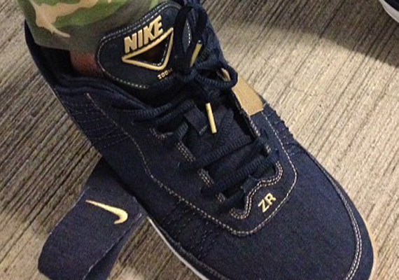 “Denim” Nike Zoom Revis Sample