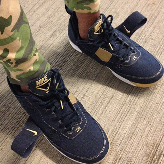 Denim Nike Zoom Revis Sample