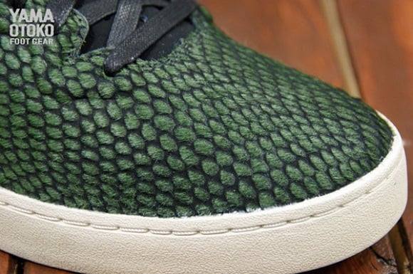 Detailed Look Nike Kobe 8 NSW Lifestyle LE Green Snake