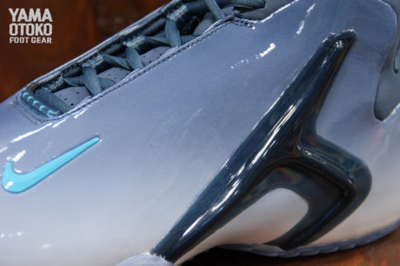 Detailed Look Nike Zoom Hyperflight PRM Shark