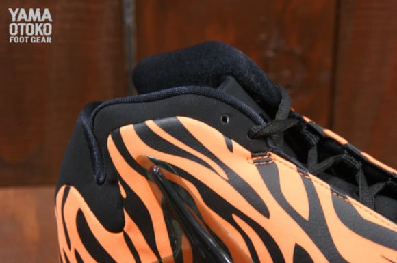 Detailed Look Nike Zoom Hyperflight PRM Tiger