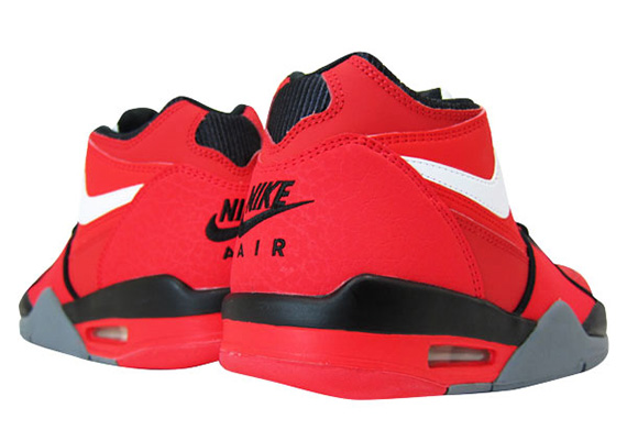 Nike Air Flight 89 Red Toro