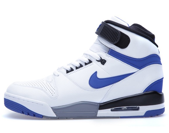 Nike Air Revolution “White/Blue/Black” – Pre-Order