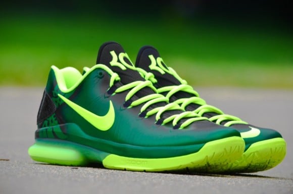 Nike KD V Elite Oregon Ducks Customs by DMC Kicks