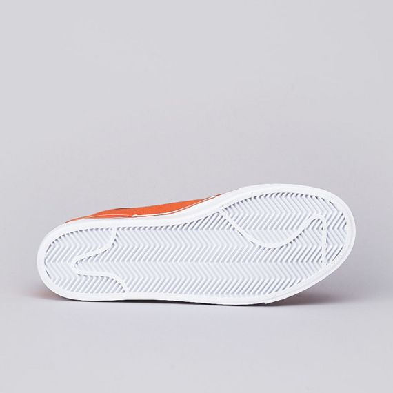 Nike SB Stefan Janoski ‘Urban Orange/Medium Olive-Black’ | Now Available