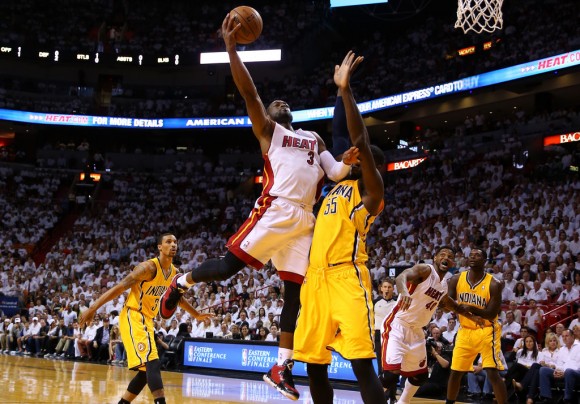 On Court Sighting Dwayne Wade in Li-Ning Way of Wade Heat Alternate PE