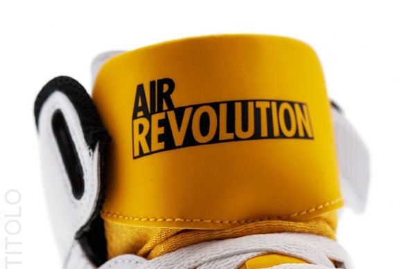 Nike Air Revolution Safari 