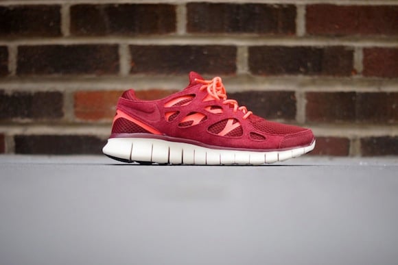 Nike Free Run 2 Team Red Now Available 