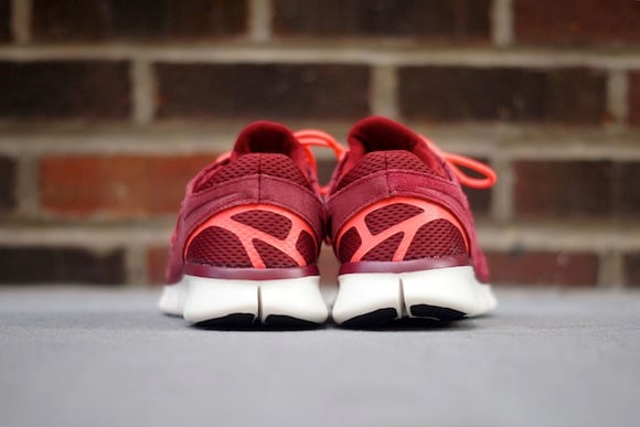 Nike Free Run 2 Team Red Now Available 