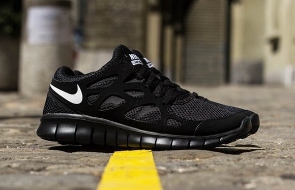 Nike Free Run 2 NSW – Black/White 