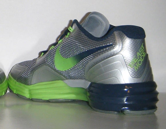 Nike Lunar TR1 Beast Mode Marshawn Lynch PE