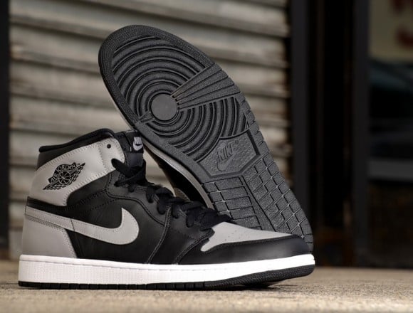 Air Jordan 1 Retro High OG Shadow Yet Another Look